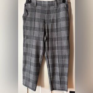 Lands’ End sport knit ankle pants medium petite black/white houndstooth